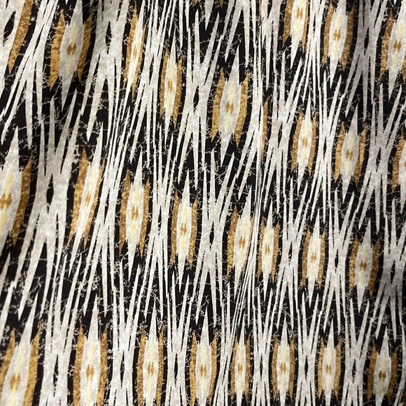 Chico's diamond ikat pull on elastic waistband Brown and Tan Patterned Skirt - Picture 13 of 14